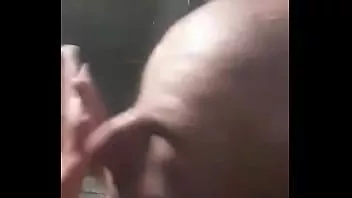 play Pg zwiastun prysznicowy ze mną thysmys