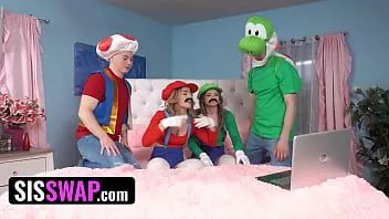 play As lindas meio-irmãs chanel camryn e mazy myers precisam dos paus de seu meio-irmão para se tornarem virais - sisswap