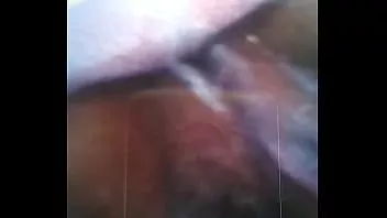 Redare Mă masturb în timp ce îi spun cum îmi place să facă asta