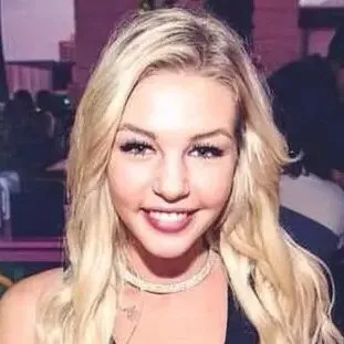 Порнозвезда Amber Luke