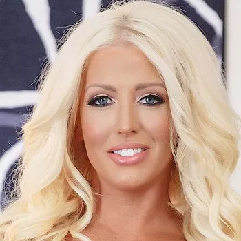 Porno Yıldızı Alura Jenson
